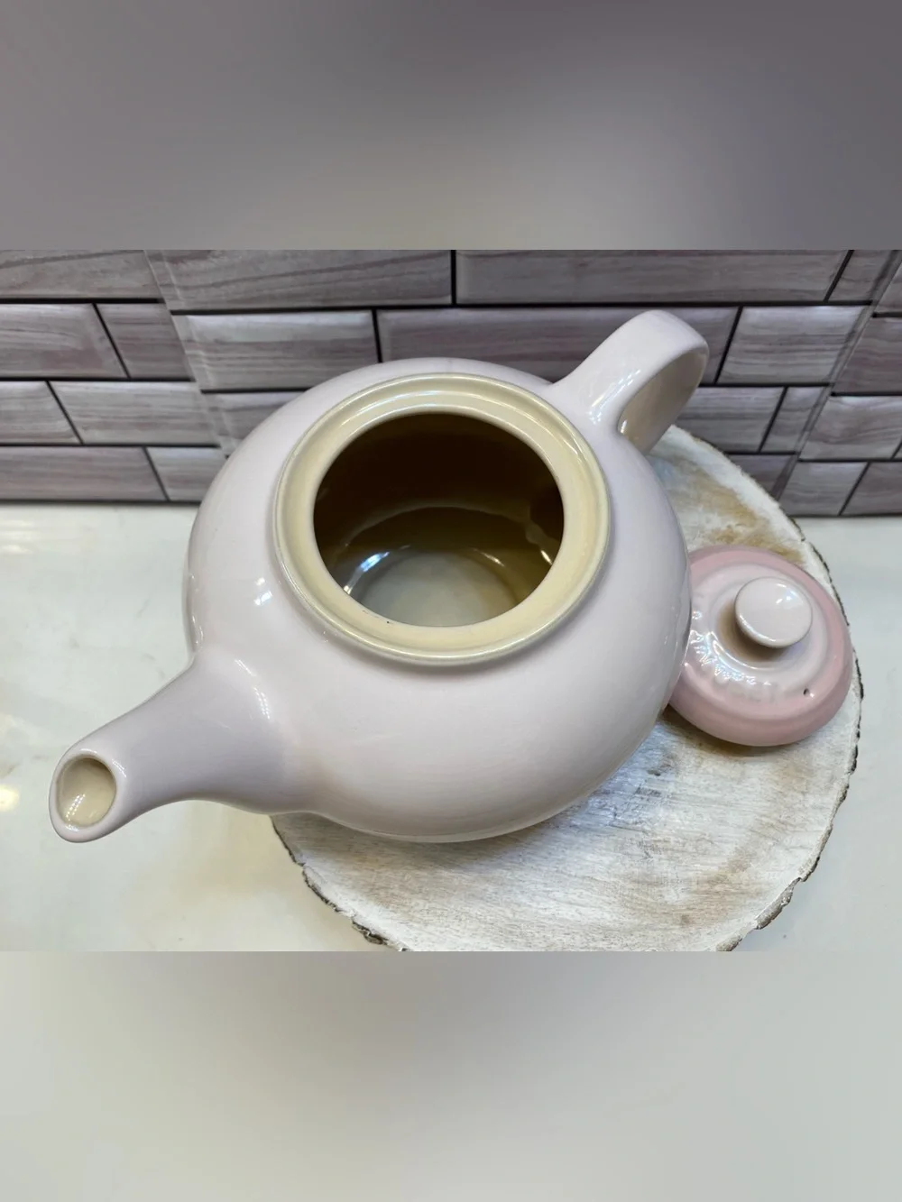Le Creuset ❤️Teapot 1.3L Teapot Shell Pink New